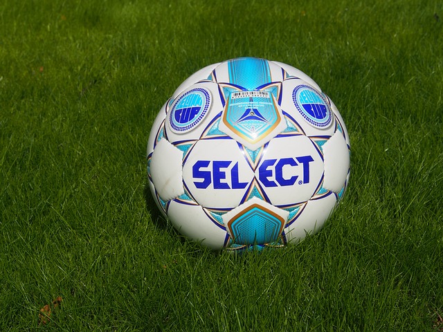 药厂VS拜仁：首回合输三球且维尔茨缺阵，药厂估计平局或小负.